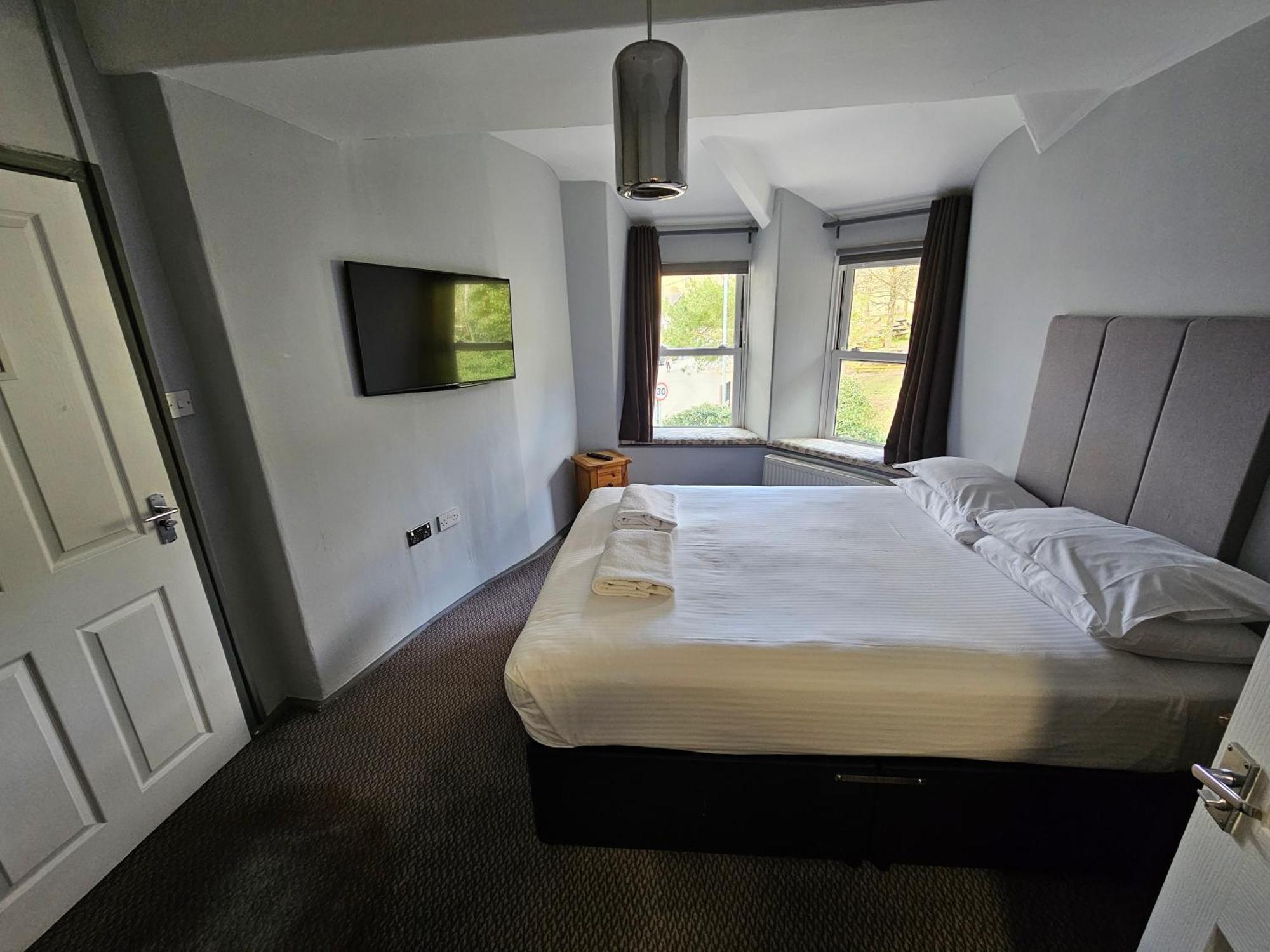 The Sun Inn Troutbeck Bridge Extérieur photo