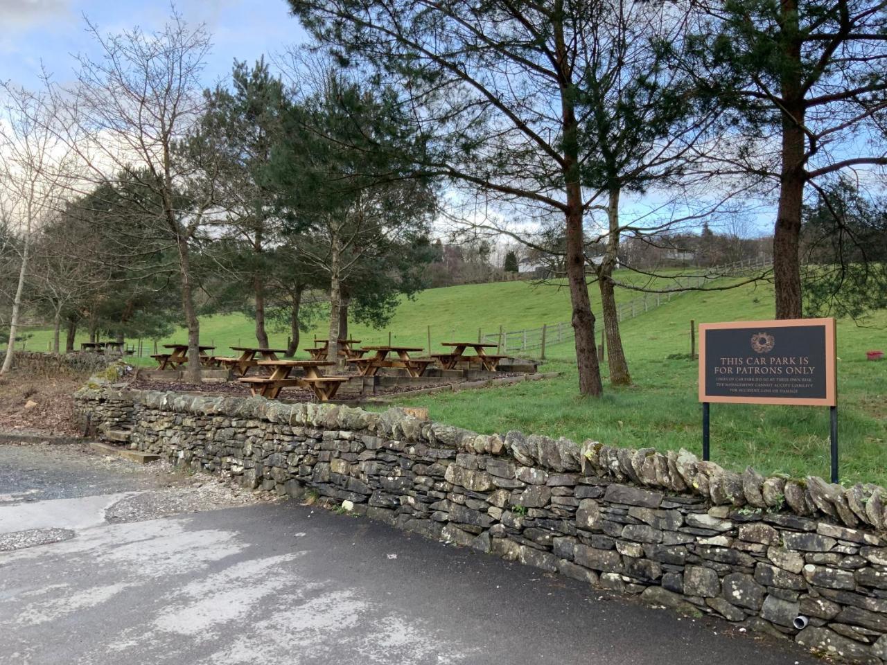 The Sun Inn Troutbeck Bridge Extérieur photo