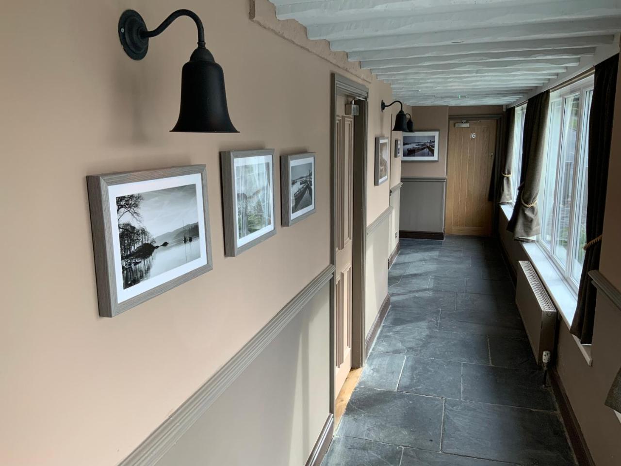 The Sun Inn Troutbeck Bridge Extérieur photo